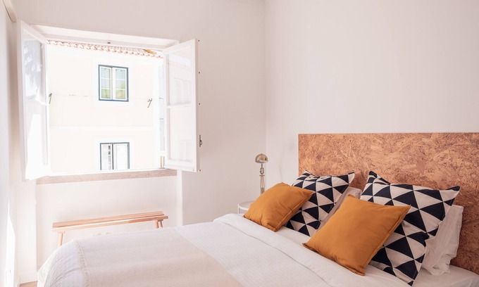 Santa Maria Maior Apartment | Top-Rated Conqvistador Apartment with Spa and Breakfast