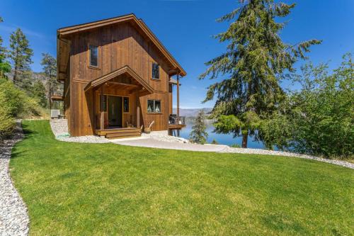 Chelan House | Constellations Lake House at Chelan - Meredith Lodging