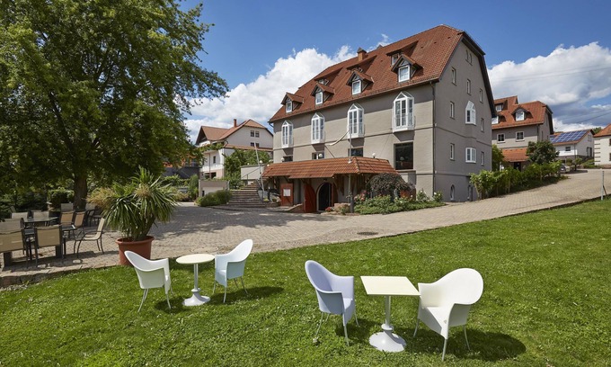Sankt Martin Hotel | Exceptional Stay at Consulat des Weins with Spa & Dining