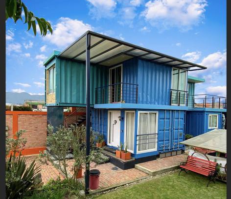 Cajica Apartment | Cozy Container Apartment: 9.6/10 Rated Family Retreat