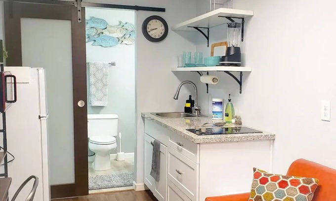 Estrella Cottage | Modern Container-Home with Wi-Fi, Near Downtown Phoenix