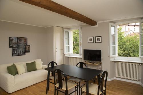 Centro Valle Intelvi Apartment | Modern Ca' Brenta Hero Apartments - Family & Pet-Friendly Stay