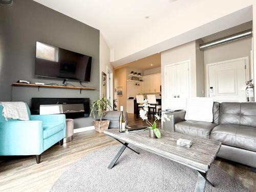 Niagara-on-the-Lake Apartment | Contemporary West Loft in Historic Niagara