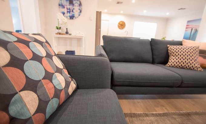 Seymour House | Modern Esprit Hotel with River Reserve Access - 10/10 Rating