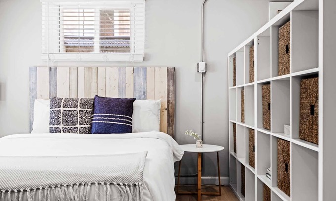 West Colfax Apartment | Stylish Studio Apartment in Sloan’s Lake with Breakfast