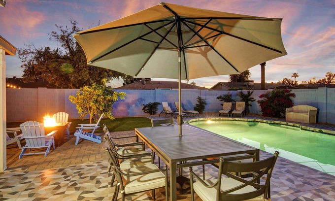 South Scottsdale House | Glamorous Resort-Style Home in Old Town Scottsdale