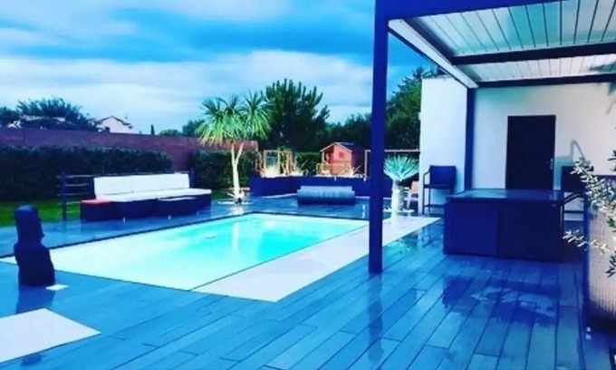 Vedene Villa | Modern Holiday Home with Pool and Ocean View Awaits You