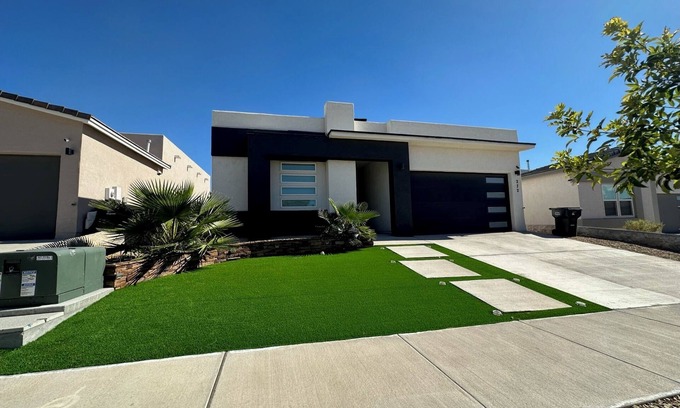 Biggs Field House | Modern Escape in El Paso with Pet-Friendly Amenities
