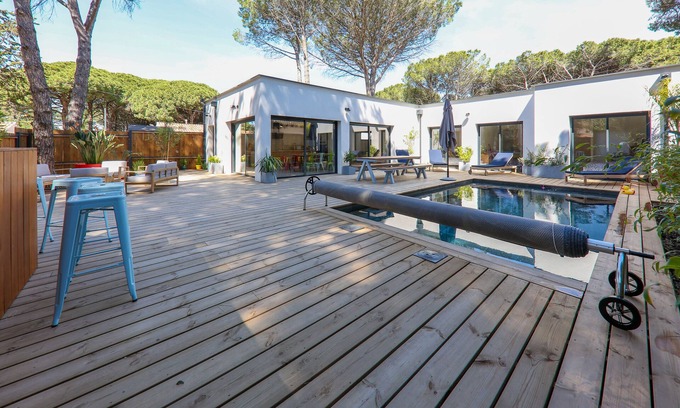 Aigues-Mortes House | Tranquil Retreat with Heated Pool in Pine Forest Oasis