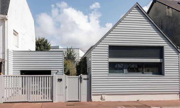 Deauville House | Stylish House in Deauville Center with Oceanfront Pool