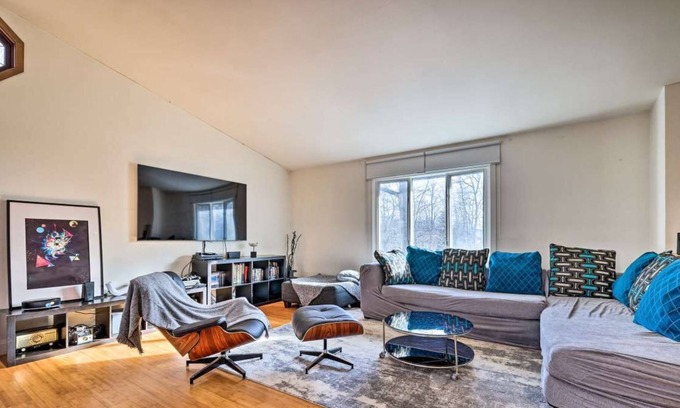 Tamiment House | Modern Retreat in the Poconos with Lake Views & Spa