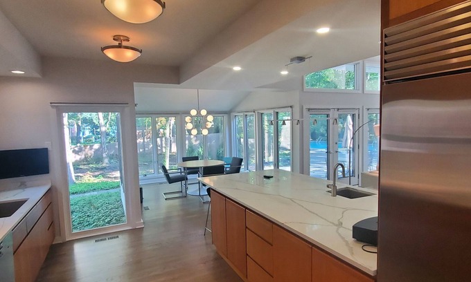 Lake Forest House | Modern Lakeview Retreat with Family-Friendly Amenities