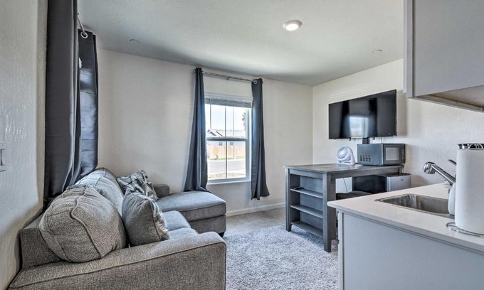 Los Banos Apartment | Modern Los Banos Studio Close to Downtown Attractions
