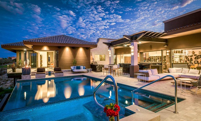 San Jose del Cabo Villa | Stylish 5BR Villa with Pool and Ocean View for 16 Guests