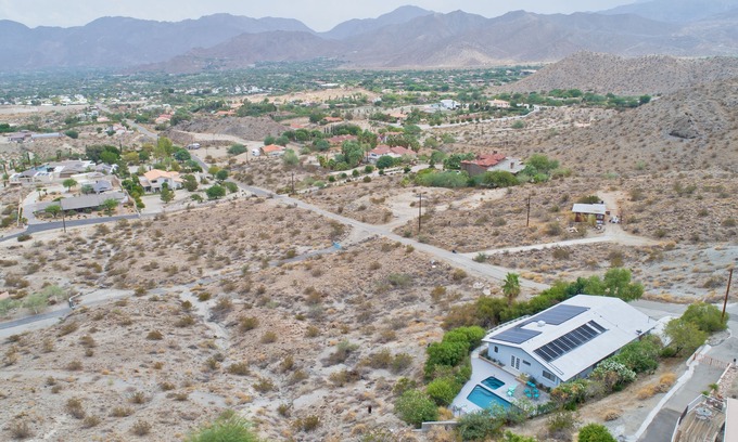 Palm Desert House | Modern Pool Retreat with Spectacular Views and Spa