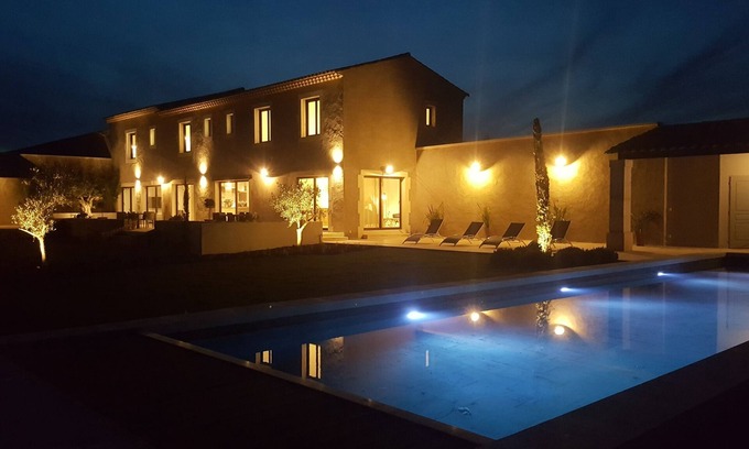 Chateaurenard Other | Modern Provencal Farmhouse with Spa and Pool Near Avignon