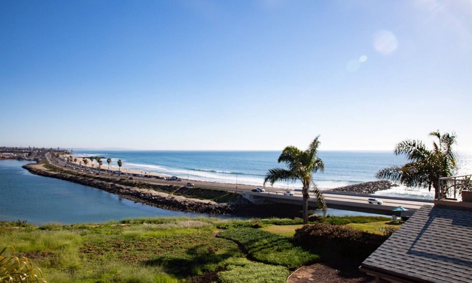 Carlsbad House | Elegant Tamarack Getaway with Ocean Views and Spa Amenities