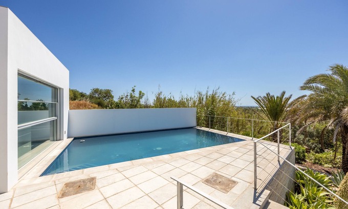 Santo Estevao Villa | Modern Tavira Villa with Spa & Child-Friendly Amenities