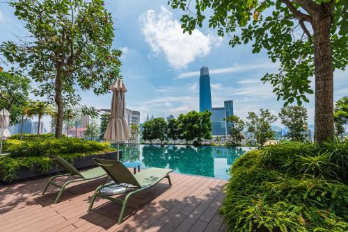 Pudu Apartment | Premier Suites at Continew: Pool & Ocean View Awaits!
