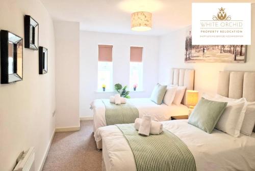 Stevenage Apartment | Stylish 2-Bed Apartment with Balcony in Old Town Stevenage