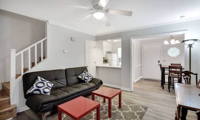 Rosewood House | Ideal Capital-City Retreat with Family-Friendly Amenities
