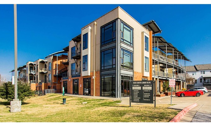 Zilker Condo | Good Vibrations: Family-Friendly Stay with Breakfast Included