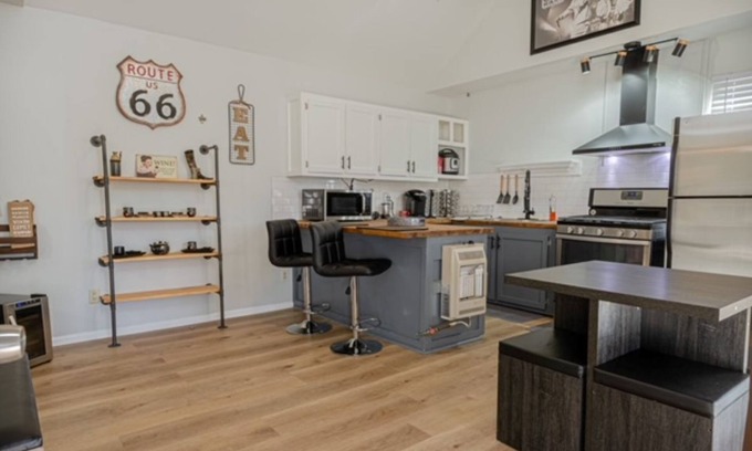 Fortson Cottage | Cozy Cottage Near Hospitals & Dining with Free Breakfast