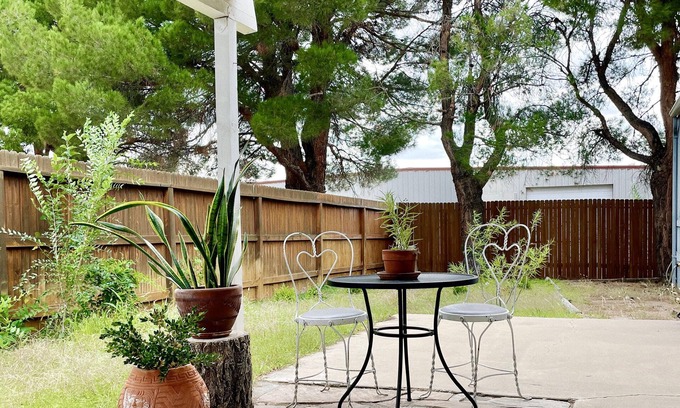 Albuquerque House | Ideal NE Albuquerque Getaway Near I-25 with Pool & Spa