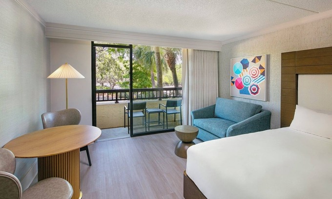 Shipyard Plantation Hotel | Convenient Stay Near Historic Mitchelville Freedom Park