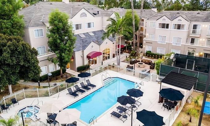 Carmel Mountain Ranch Apartment | Convenient Hotel Stay with Free Breakfast and Pet Friendly