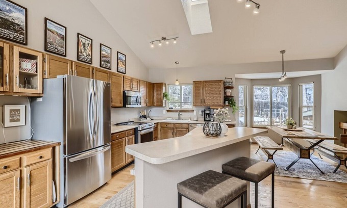 Ralston Valley House | Ideal Location Between Boulder & Denver with Family Amenities