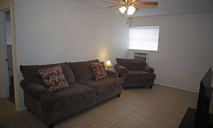 Lawton Apartment | Cozy Apartment Near Fort Sill Entrance Gate with Kitchen