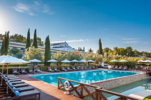 Evora Hotel | Historic Convento do Espinheiro Hotel & Spa with Ocean Views