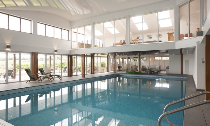 Heligan House | Exclusive Barn Retreat with Private Indoor Swimming Pool
