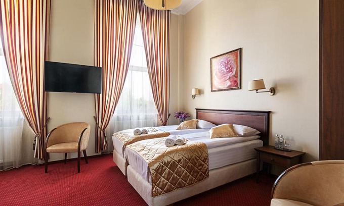 Panevezys Hotel | Convenient Conviva: Guest Rated 9/10 & Family-Friendly Amenities