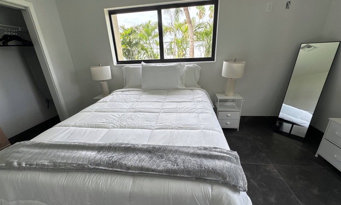 Clewiston Apartment | Cool apartment with AC in charming Clewiston