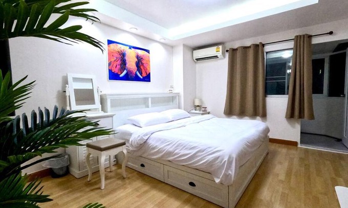 Nimman Apartment | Convenient Stay with Free Motorbike @Nimman - Rated 10/10