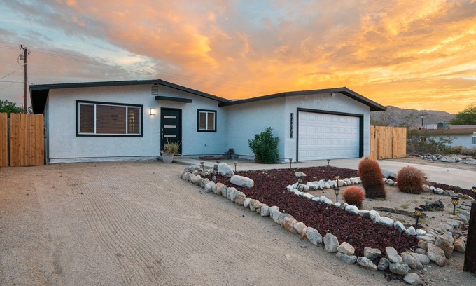 Twentynine Palms House | Experience Cool Coyote: Pool & Pet-Friendly Near Joshua Tree