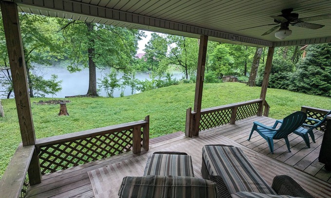 Wilburn House | Tranquil Cool River Cottage on Little Red River - 10/10 Rated