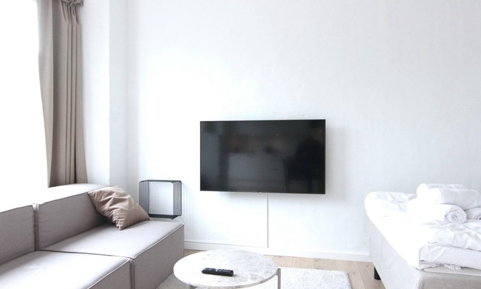København N Apartment | Stylish Studio Retreat in Vibrant Nørrebro Neighborhood