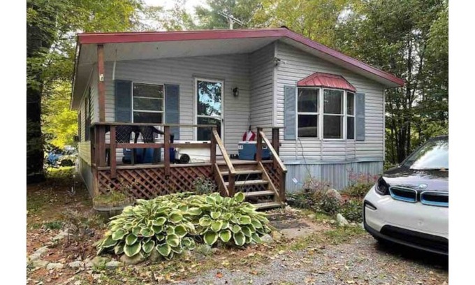 Cooperstown - Otsego Lake House | Relax at Cooperstown Shadow Brook Campground Cottage