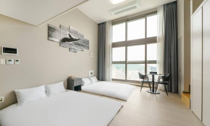Hak-dong Hotel | Guest Rated 9/10 at COOPSTAY KOAROO YEOSU with Breakfast