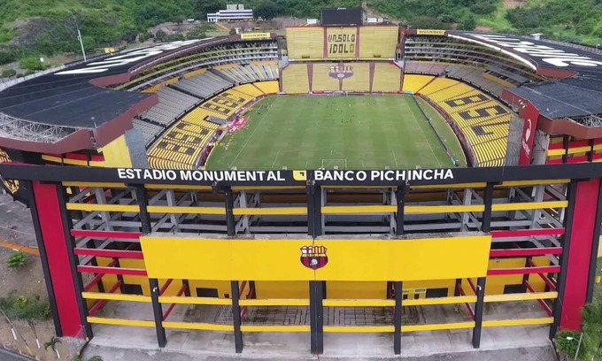 Guayaquil Ski Chalet | Experience the Copa Libertadores at Monumental Banco Pichincha