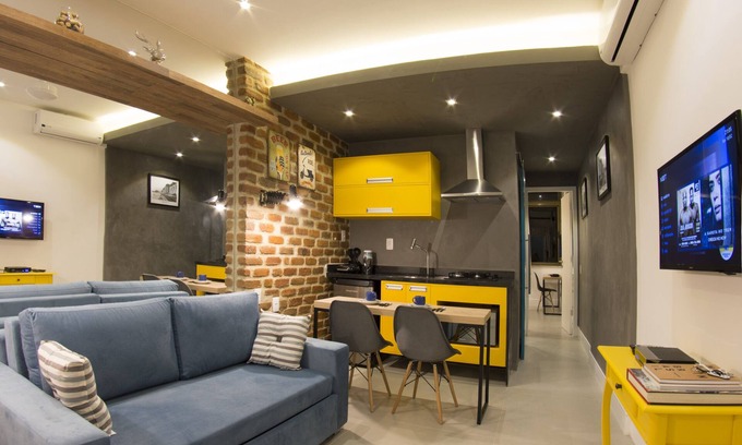 Copacabana Apartment | Unforgettable Copacabana Sea View Loft with Spa & Kitchen