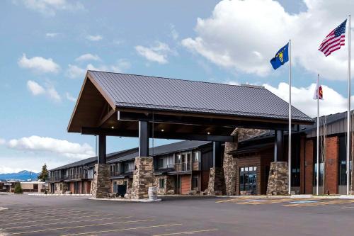 Butte Hotel | Discover Copper King Convention Center: Pet-Friendly Retreat