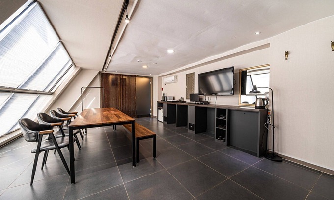 Guri Hotel | Eco-Friendly Guri Boutique Hotel Yeogi with Breakfast Included
