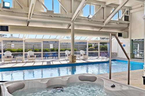 Solway Hotel | Relax at Copthorne Solway Park with Oceanfront Amenities