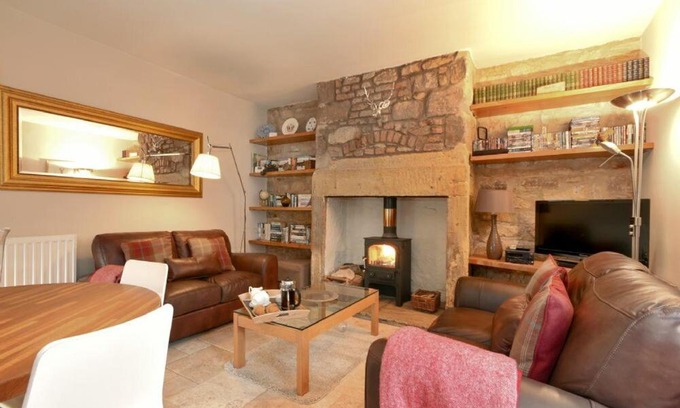 Warkworth House | Discover Coquet Cottage Warkworth: 4-Star Family Retreat