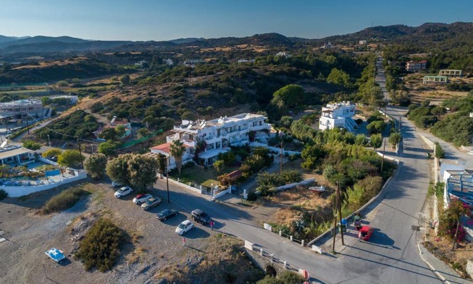 Kiotari Apartment | Oceanfront Corafili Holiday Suites with 9.6 Rating