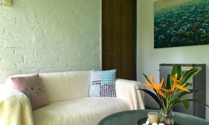 Chenarong Dalam House | Guest Rated 10/10: Coral 3A Three Bedroom House with Kitchenette